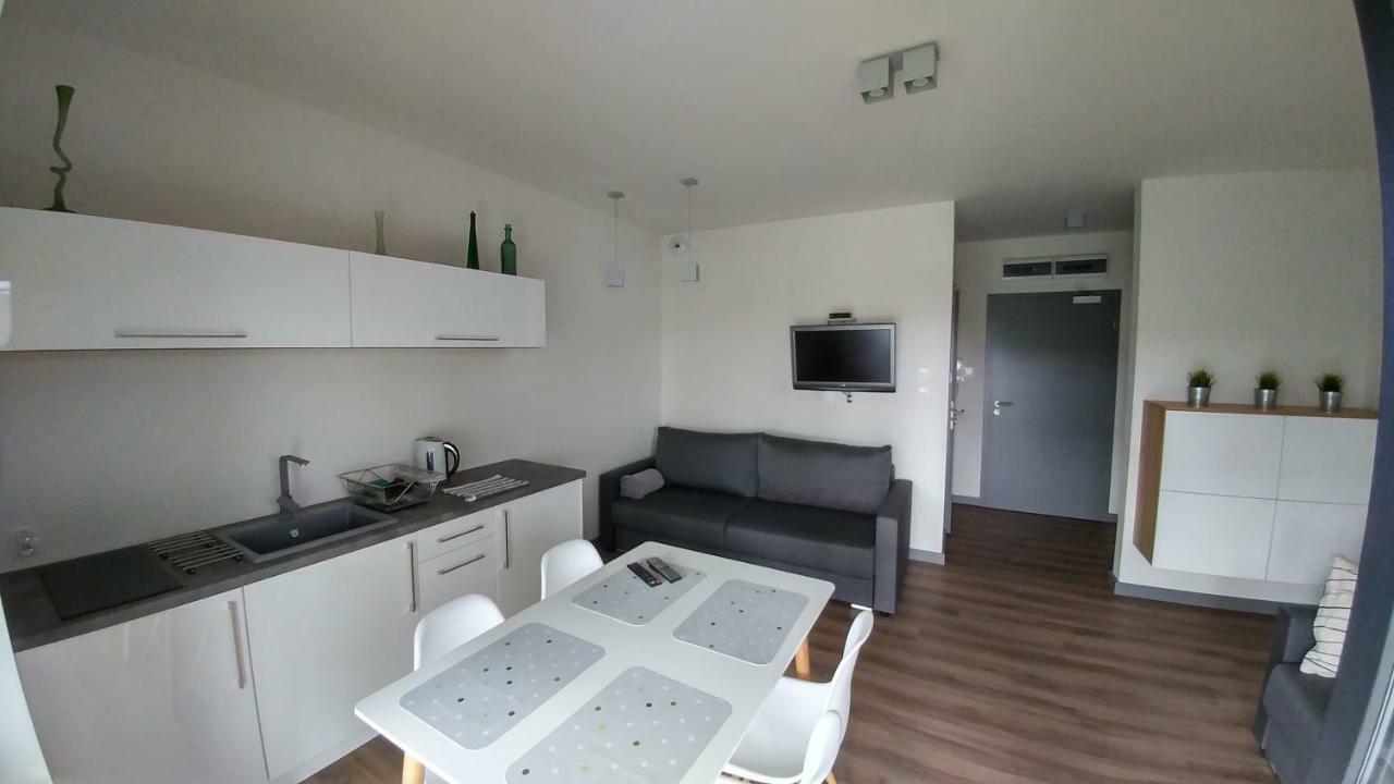 Apartamenty 5 Morz Sianozety Ngoại thất bức ảnh